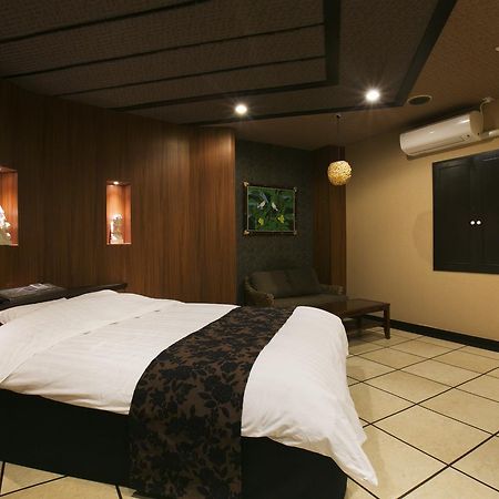 Hotel Atlantis Higashi Osaka (Adults Only) Bagian luar foto