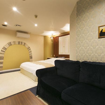 Hotel Atlantis Higashi Osaka (Adults Only) Bagian luar foto