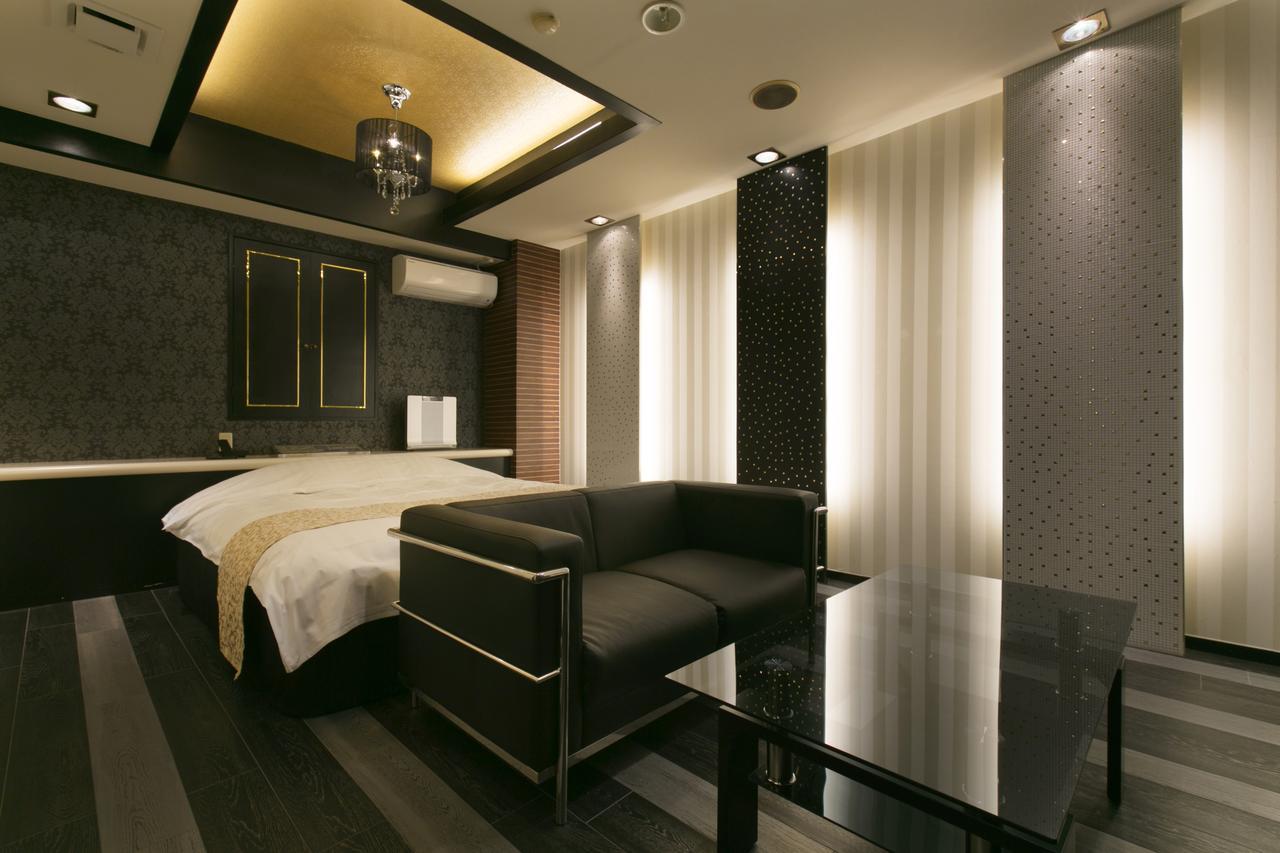 Hotel Atlantis Higashi Osaka (Adults Only) Bagian luar foto