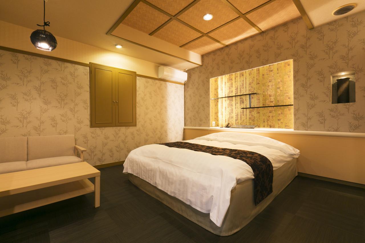 Hotel Atlantis Higashi Osaka (Adults Only) Bagian luar foto
